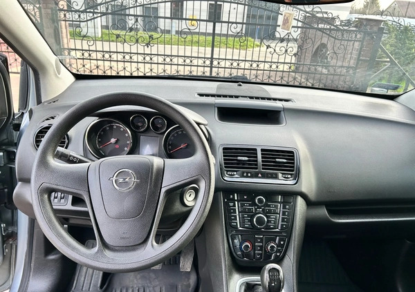 Opel Meriva cena 22800 przebieg: 100100, rok produkcji 2011 z Braniewo małe 67